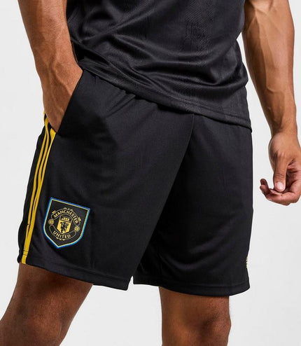 COMPLETINO ADIDAS ORIGINALS X MANCHESTER UNITED UOMO