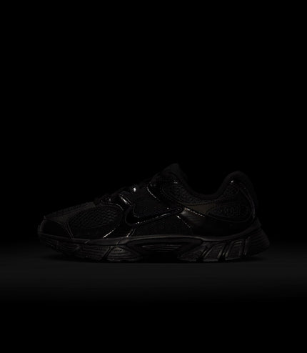 SNEAKERS NIKE V5 RNR UOMO