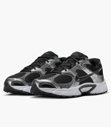 SNEAKERS NIKE V5 RNR UOMO