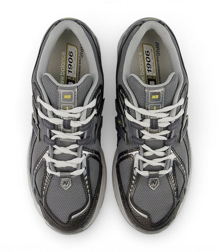 SNEAKERS NEW BALANCE 1906 UOMO