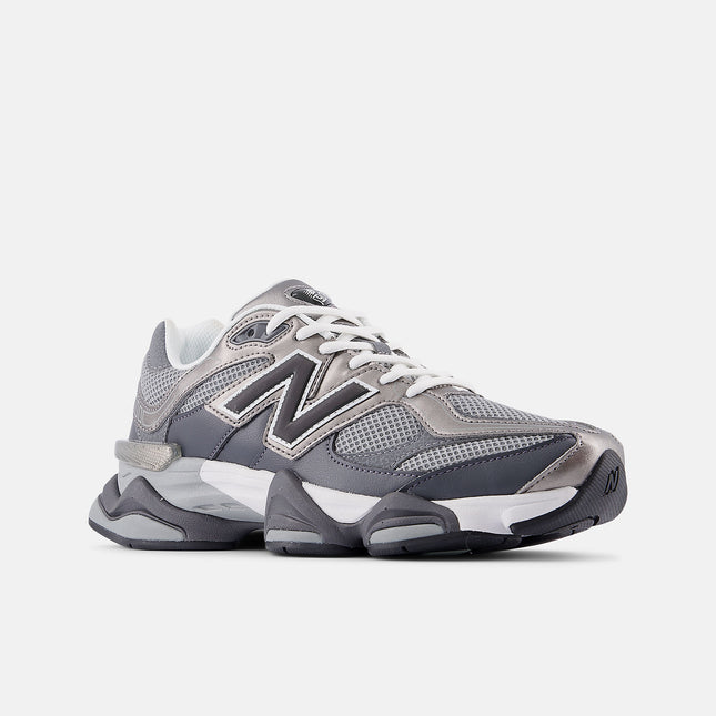 SNEAKERS NEW BALANCE 9060 UOMO