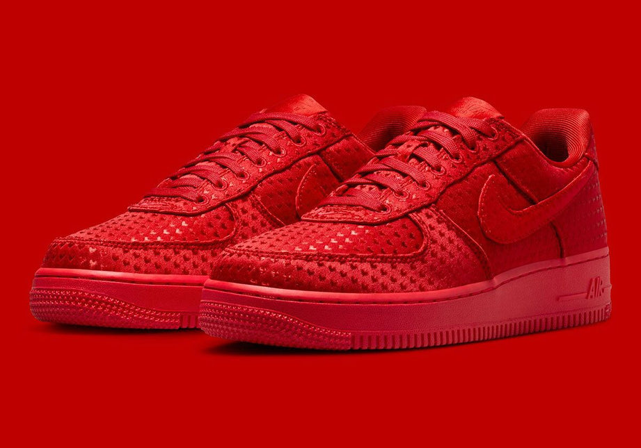 SNEAKERS NIKE AIR FORCE 1 V (GS) "LOVE IS IN THE AIR" DONNA