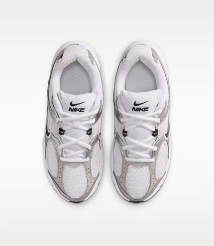 SNEAKERS NIKE V5 RNR LO (GS) DONNA