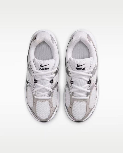 SNEAKERS NIKE V5 RNR LO (GS) DONNA
