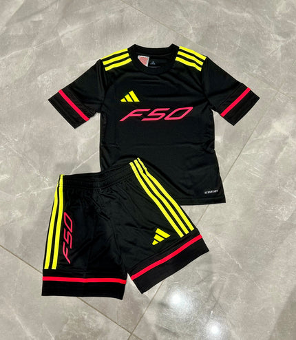 COMPLETINO ADIDAS FOOTBALL BABY
