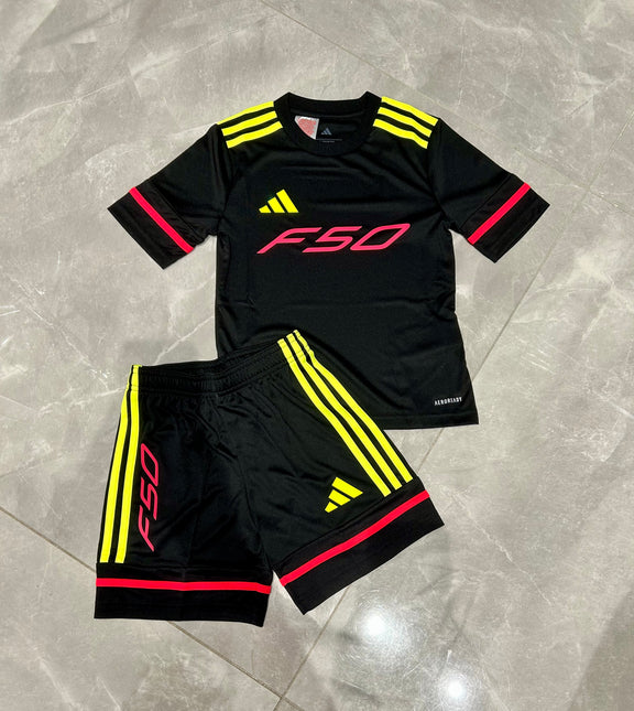 COMPLETINO ADIDAS FOOTBALL BABY