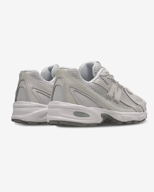 Sneakers new balance 740 Grey