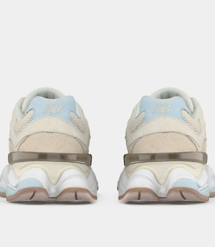 Sneakers new balance 9060 Beige doppio laccio