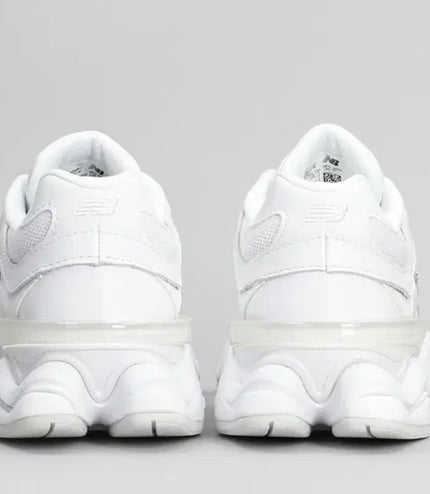 Sneakers New Balance 9060 in pelle donna Bianca