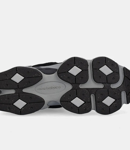 Sneakers New Balance 9060 uomo Nera/Fango