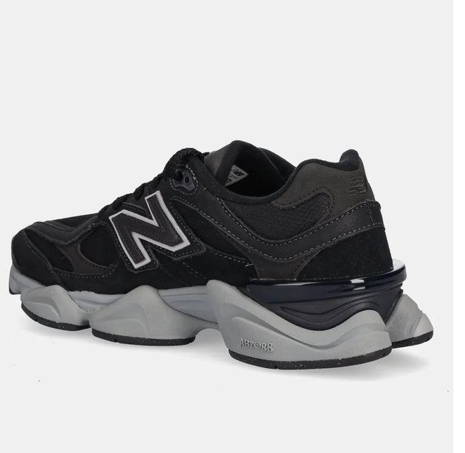 Sneakers New Balance 9060 uomo Nera/Fango