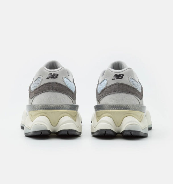 Sneakers new balance 9060 Grey